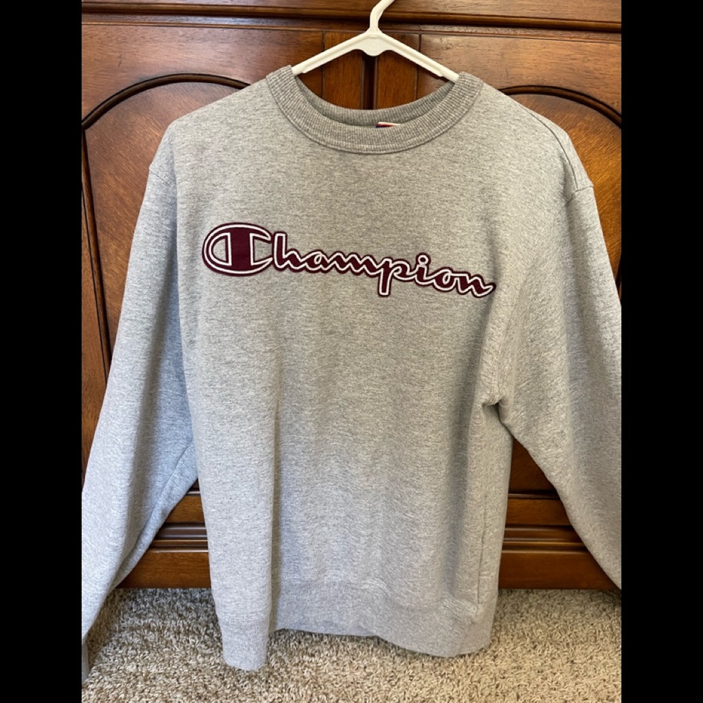 Champion sweatshirt. Size small.
